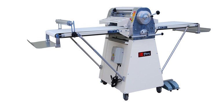 Dough sheeter